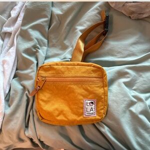 Lola California Fanny back